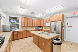 14105 Winchester Ct, Naples, FL 34114 - Photo 45