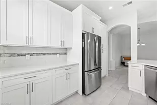14105 Winchester Ct, Naples, FL 34114 - Photo 9