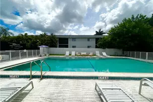 4906 Victoria Dr, Cape Coral, FL 33904 - Photo 23