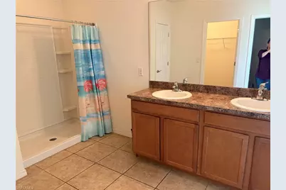 3011 SW 5th Pl, Cape Coral, FL 33914 - Photo 9