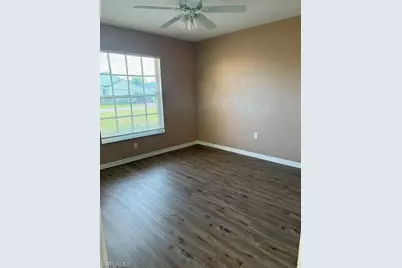 1822 SW 18th St, Cape Coral, FL 33991 - Photo 5