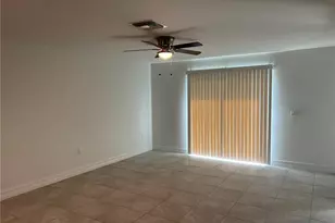 6064 Laurelwood Dr, Fort Myers, FL 33905 - Photo 5