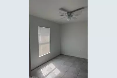 6064 Laurelwood Dr, Fort Myers, FL 33905 - Photo 7