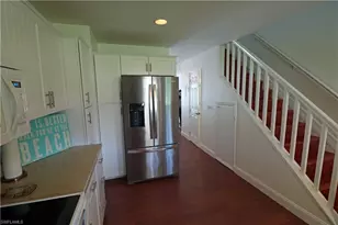 9639 Eaton Gardens Ln, Fort Myers, FL 33919 - Photo 9