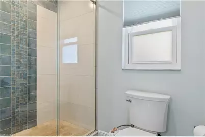 1628 SE 6th Ter, Cape Coral, FL 33990 - Photo 19