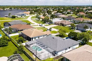 1819 SE 19th Ln, Cape Coral, FL 33990 - Photo 41