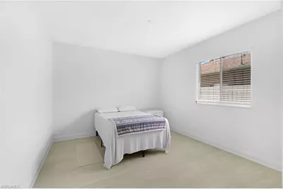 1819 SE 19th Ln, Cape Coral, FL 33990 - Photo 27
