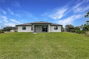 3005 34th St SW, Lehigh Acres, FL 33976 - Photo 33
