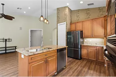 7520 Key Deer Ct, Fort Myers, FL 33966 - Photo 7