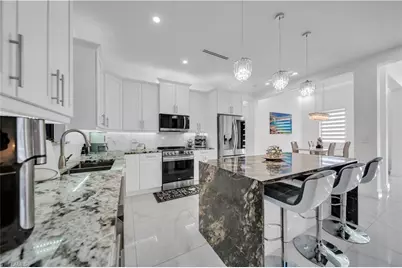 2127 SW 17th Pl, Cape Coral, FL 33991 - Photo 13