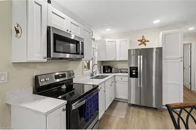 17620 Bryan Ct, Fort Myers Beach, FL 33931 - Photo 15