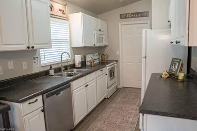 6069 Lacota Ave, Fort Myers, FL 33905 - Photo 23