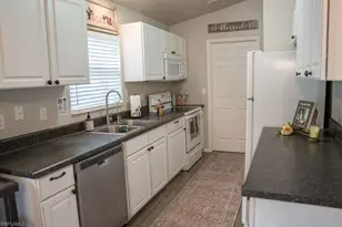 6069 Lacota Ave, Fort Myers, FL 33905 - Photo 23