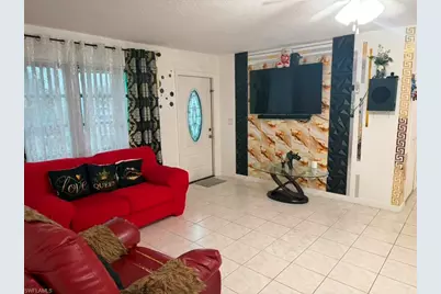 40 NE 10th Ave, Cape Coral, FL 33909 - Photo 7