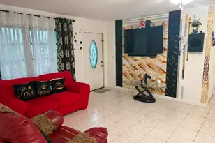 40 NE 10th Ave, Cape Coral, FL 33909 - Photo 7