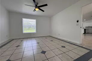 15627 Spring Line Ln, Fort Myers, FL 33905 - Photo 9