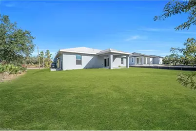 2617 53rd St W, Lehigh Acres, FL 33971 - Photo 29