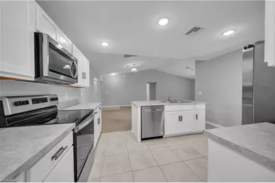 2617 53rd St W, Lehigh Acres, FL 33971 - Photo 9