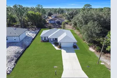 2617 53rd St W, Lehigh Acres, FL 33971 - Photo 33