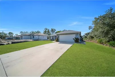 2617 53rd St W, Lehigh Acres, FL 33971 - Photo 31