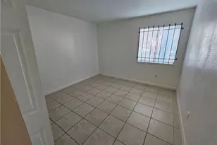 2885 Winkler Ave, Fort Myers, FL 33916 - Photo 17