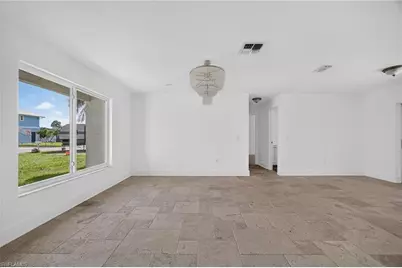 6049 Perthshire Ln, Fort Myers, FL 33908 - Photo 5