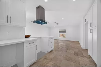 6049 Perthshire Ln, Fort Myers, FL 33908 - Photo 15