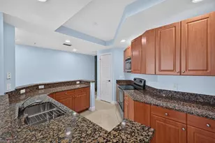 2743 First St, Fort Myers, FL 33916 - Photo 3