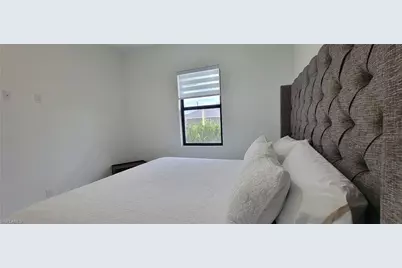 1906 Veinna St, Lehigh Acres, FL 33972 - Photo 15