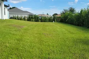 1906 Veinna St, Lehigh Acres, FL 33972 - Photo 31