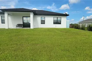 1906 Veinna St, Lehigh Acres, FL 33972 - Photo 25
