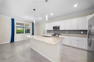 3697 E Hampton Cir, Alva, FL 33920 - Photo 7
