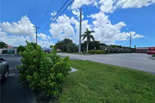 1617 SE 26th St, Cape Coral, FL 33904 - Photo 25