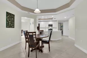 2745 1st St, Fort Myers, FL 33916 - Photo 11