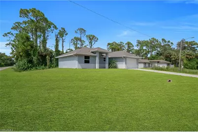 1901 E 7th St, Lehigh Acres, FL 33936 - Photo 3
