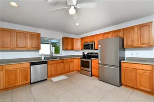 1116 Crestwood St E, Lehigh Acres, FL 33974 - Photo 15