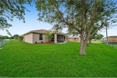 2724 SW 2nd Ave, Cape Coral, FL 33914 - Photo 31