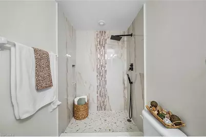 2724 SW 2nd Ave, Cape Coral, FL 33914 - Photo 21