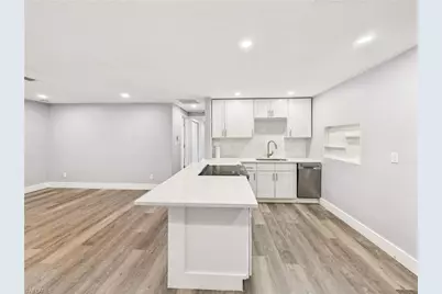 567 13th St N, Naples, FL 34102 - Photo 19