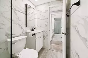 567 13th St N, Naples, FL 34102 - Photo 13