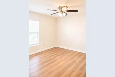 1108 NE 36th Ln, Cape Coral, FL 33909 - Photo 13