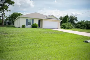 1108 NE 36th Ln, Cape Coral, FL 33909 - Photo 23