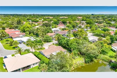 7511 42nd Dr NW, Coral Springs, FL 33065 - Photo 3