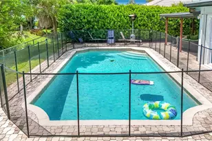 7511 42nd Dr NW, Coral Springs, FL 33065 - Photo 9