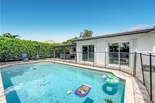7511 42nd Dr NW, Coral Springs, FL 33065 - Photo 13