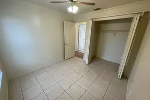 445 Candlewick Cir W, Lehigh Acres, FL 33936 - Photo 13