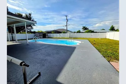 626 SW 25th Ter, Cape Coral, FL 33914 - Photo 9