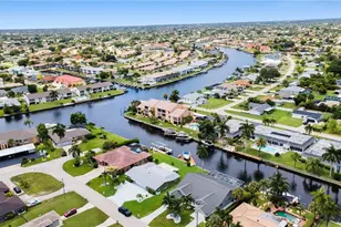1207 SE 40th Terrace, Cape Coral, FL 33904 - Photo 31