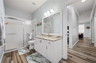 16450 Oakview Cir, Alva, FL 33920 - Photo 9