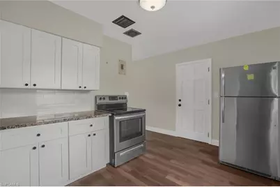 2012 Helms Ave, Leesburg, FL 34748 - Photo 5